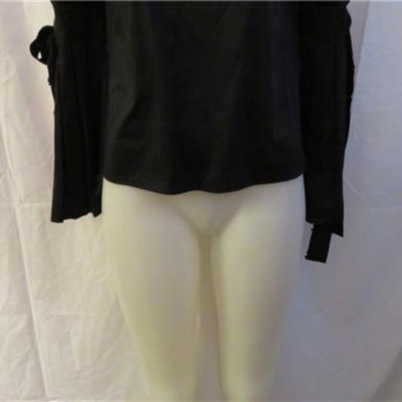 BLOOMINGDALE'S BLACK OFF-THE-SHOULDER BLOUSE SMALL - Picture 3 of 5